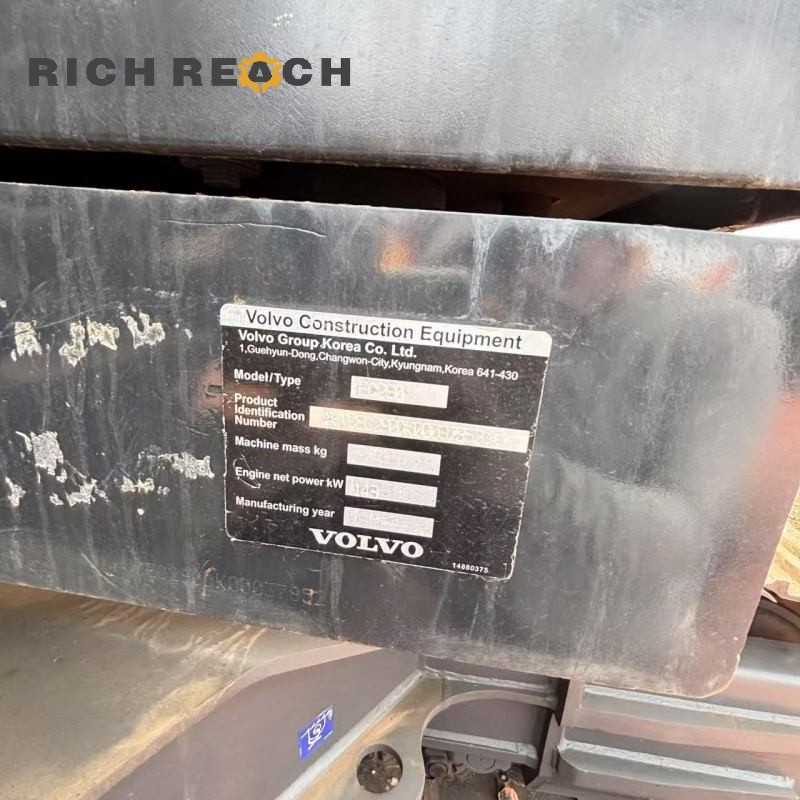 Cab interior and controls – 2023 Volvo EC290 excavator best price $33,700